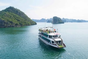 Ha Long Bay: Sweetness Cruise with Karaoke, Lunch & Activies