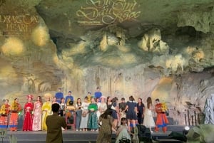Ha Long: passeio privado pela Gruta Ngoc Long com espetáculo Pearl Dragon