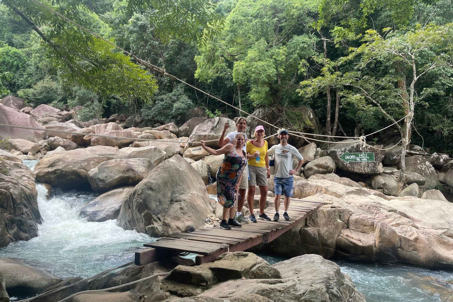 Excursão de meio dia à cachoeira Ba Ho de carro (excursão em grupo) Mínimo de 02 pessoas
