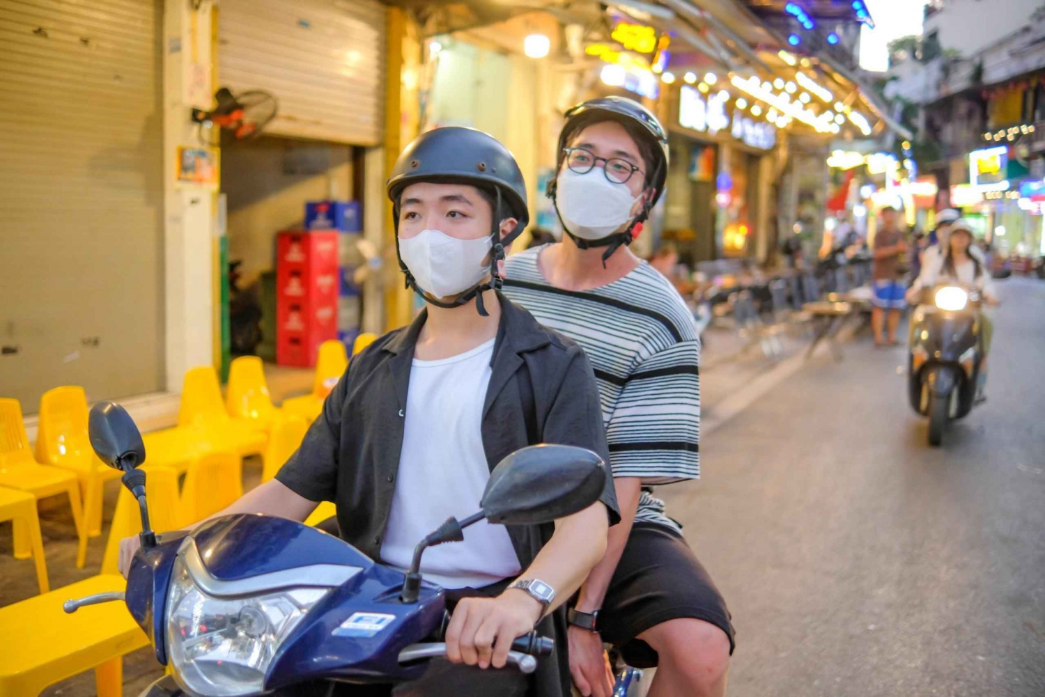 Passeio gastronômico de meio dia em Hanói de motocicleta