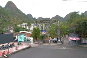 Half Day Hiking to Cat Ba National Park with a Guide