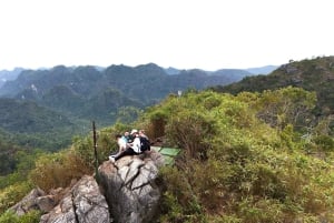 Half Day Hiking to Cat Ba National Park with a Guide