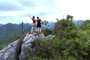 Half Day Hiking to Cat Ba National Park with a Guide
