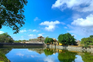 Hue: Imperial City Guided Tour with Perfume River Boat Trip