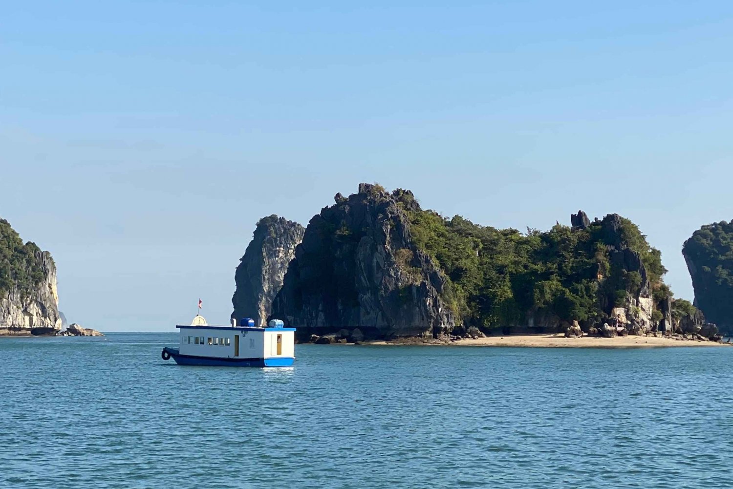 Halv dag Lan Ha Bay: Bådtur, kajaksejlads, snorkling