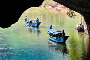 Aventure d'une demi-journée dans les grottes de Phong Nha en bateau-dragon