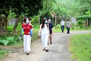 Sapa Trekking Private Tour With Ethnic Female Tour Guide
