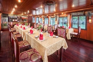 From Hanoi: Halong Bay 2-Day Cruise with Cooking Class