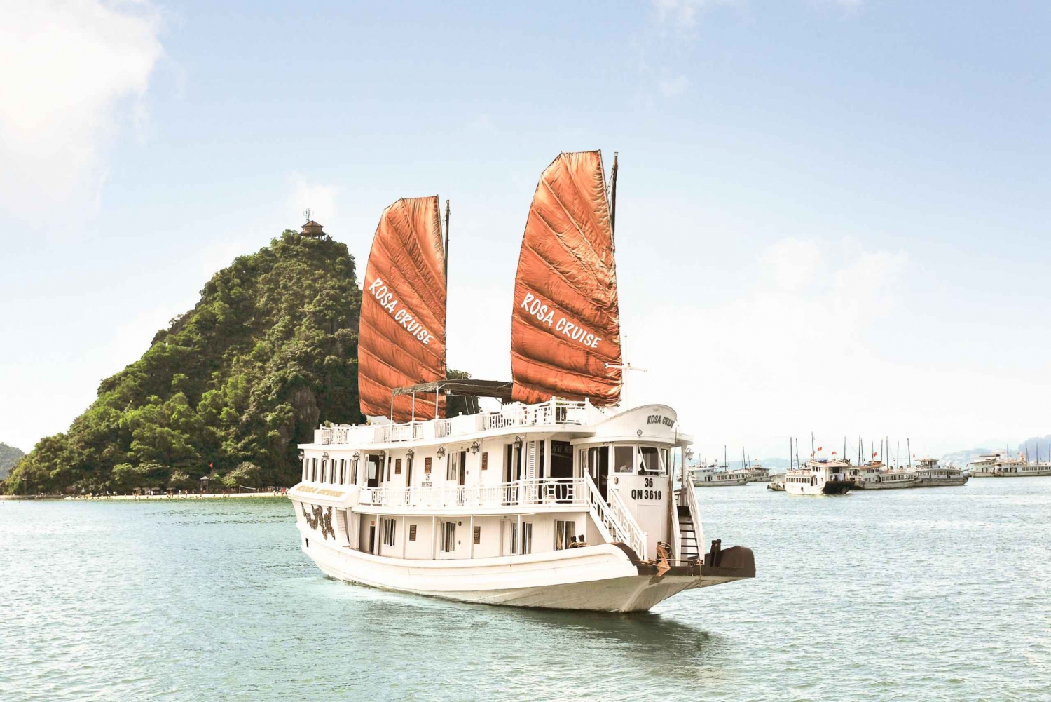 Croisière dans la baie d'Halong : 3 jours 2 nuits avec Rosa Cruise 3 Star