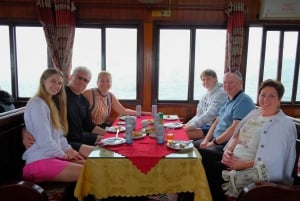 Halong Bay: Day Cruise from Halong Port Shore Excursion