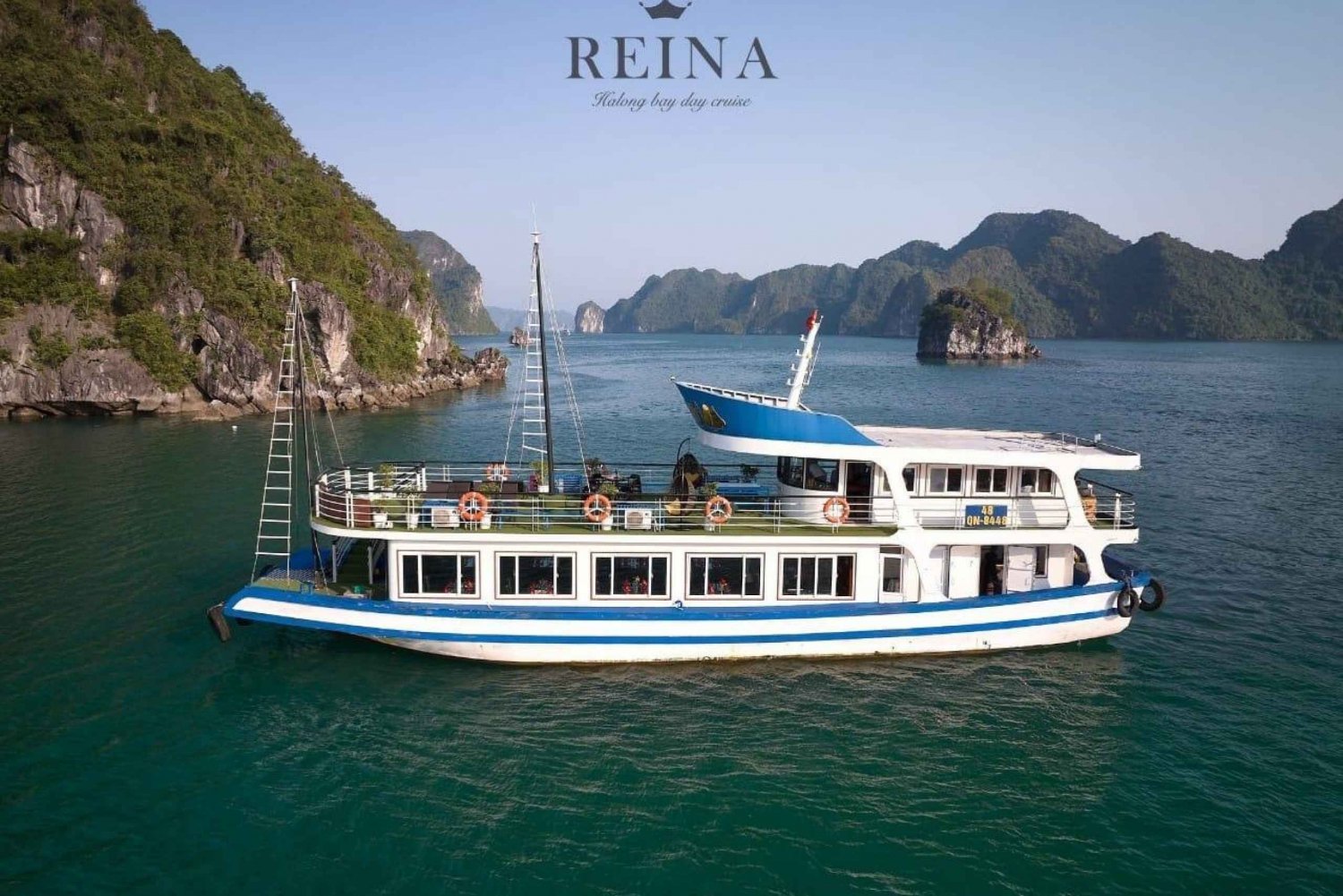 Halong-Bucht: Ganztägiges 4-Sterne-Erlebnis mit Kajakfahren