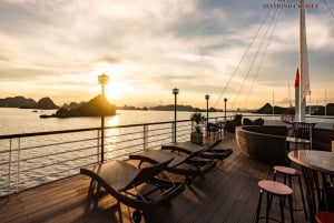 Hanoi: Halong Bay Full-Day Tour with 5-star Diamond Cruise