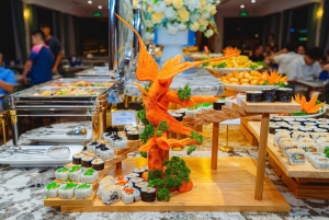 Halong Bay: Leona Dinner Cruise with Fireworks Show