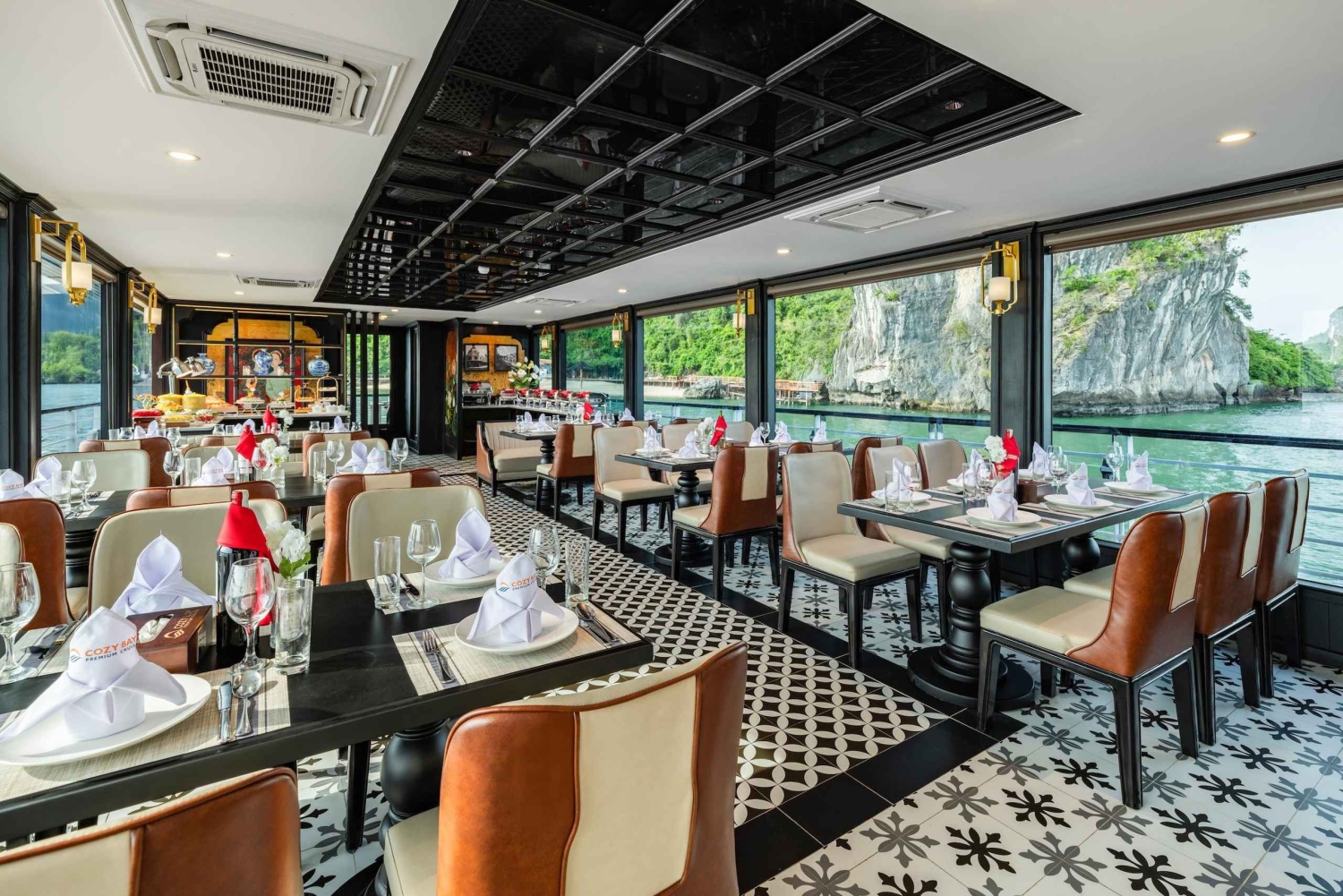 Halong Bay: Kajakki, uinti, buffet