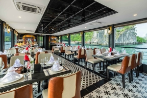 Halong Bay: Kajakki, uinti, buffet