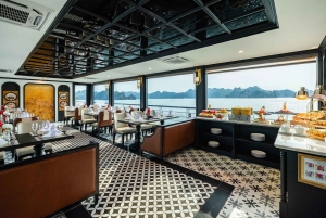 Halong Bay: Kajakki, uinti, buffet