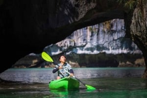 Crociera nella baia di Ha Long 3 giorni e 2 notti con cabina con balcone, grotte e isola