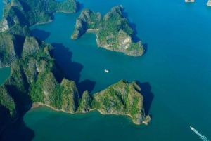 Watervliegtuig Halong Bay - Een vogelvlucht vanuit de lucht