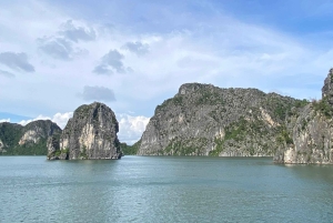 Wyprawa do Zatoki Halong: 5-godzinny rejs z lunchem