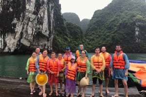 Halong Day Tour: Islands, Caves, Kayak with Dragonfly Cruise