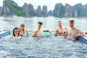 Hanoi: Halong Bay Luxury Day Cruise with Jacuzzi & Kayaking