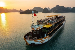 Halong & Lan Ha Bay: Nostalgia Cruise with Balcony Suite