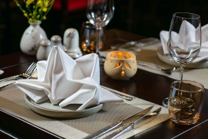 Halong & Lan Ha Bay: Nostalgia Cruise with Balcony Suite