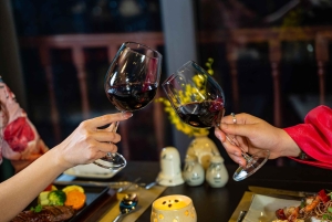 Halong & Lan Ha Bay: Nostalgia Cruise with Balcony Suite