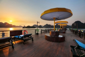 Halong & Lan Ha Bay: Nostalgia Cruise with Balcony Suite