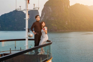 Halong & Lan Ha Bay: Nostalgia Cruise with Balcony Suite