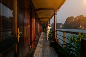 Halong & Lan Ha Bay: Nostalgia Cruise with Balcony Suite