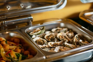 Halong & Lan Ha Bay: Nostalgia Cruise with Balcony Suite