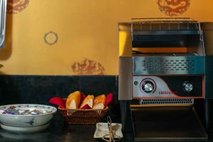 Halong & Lan Ha Bay: Nostalgia Cruise with Balcony Suite