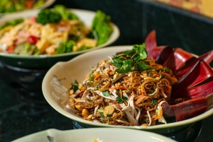 Halong & Lan Ha Bay: Nostalgia Cruise with Balcony Suite