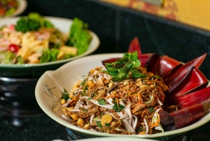 Halong & Lan Ha Bay: Nostalgia Cruise with Balcony Suite