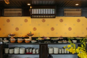 Halong & Lan Ha Bay: Nostalgia Cruise with Balcony Suite