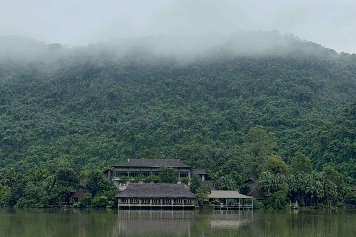 Landutflukt fra Halong havn: 2-dagers privat omvisning i Ninh Binh