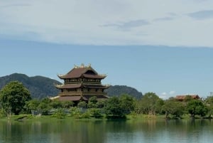 Landutflukt fra Halong havn: 2-dagers privat omvisning i Ninh Binh