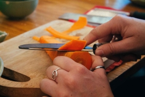 Aula prática de culinária vietnamita em pequenos grupos