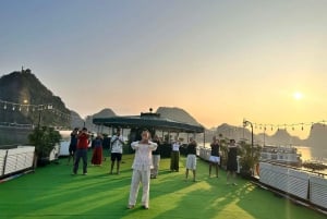 Hanoi: 2-Day Ha Long Bay - Classic Boutique Cruise