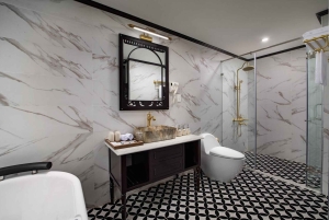 Hanói: crucero de 5 estrellas con balcón en Ha Long y Lan Ha (2 días)