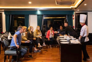 Hanói: crucero de 5 estrellas con balcón en Ha Long y Lan Ha (2 días)