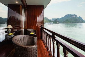 Hanói: crucero de 5 estrellas con balcón en Ha Long y Lan Ha (2 días)
