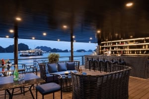 Hanoi: 2-daagse Halong-Lan Ha Bay BESTE VERKOOP 5* cruise balkon