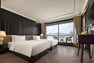 Hanoi: 2-Day Lan Ha & Halong Bay 5 Stars Cruise with Balcony