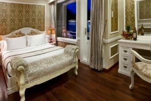 Hanói: crucero de lujo de 2 días por la bahía de Bai Tu Long, cuevas y kayak