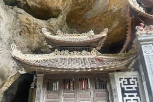 ハノイ発：ニンビン、ククフォン国立公園、タムコック 2日間自転車ツアー