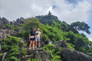 Hanói: excursão de 2 dias a Ninh Binh e Baía de Halong com traslado