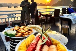 Hanói: 2D1N Bahía de Ha Long en Crucero Le Journey