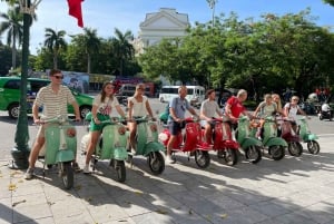 Passeio pela cidade de Vespa de 4,5 horas em Hanói